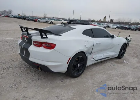 2019 Chevrolet Camaro 1Lt z USA, uszkodzony, nr VIN 1G1FB1RS4K0107532